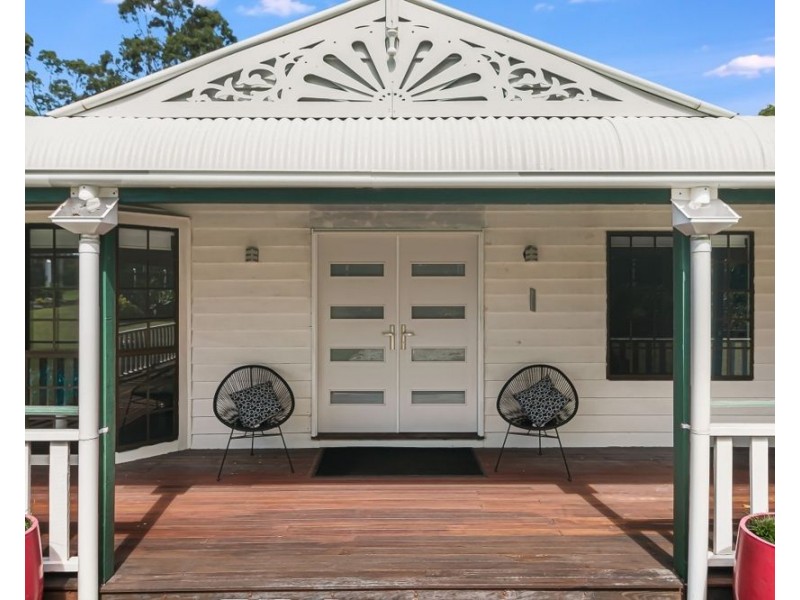 12 Rosette Way, Gaven QLD 4211