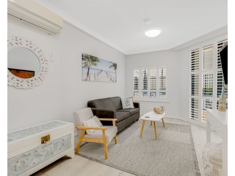 118/99 Griffith Street, Coolangatta QLD 4225