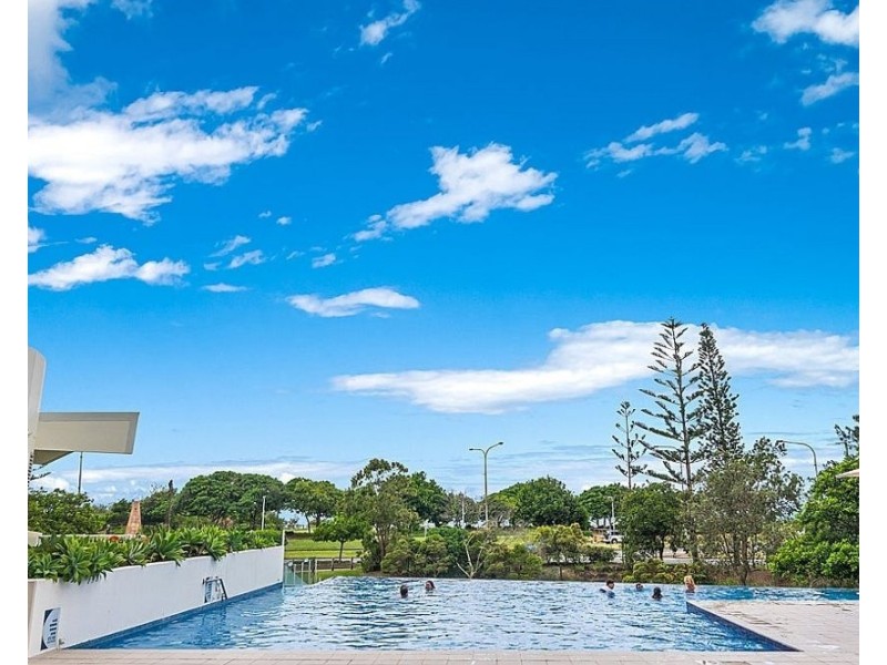 304 2 Creek Street KIRRA SURF APARTMENTS, Coolangatta QLD 4225