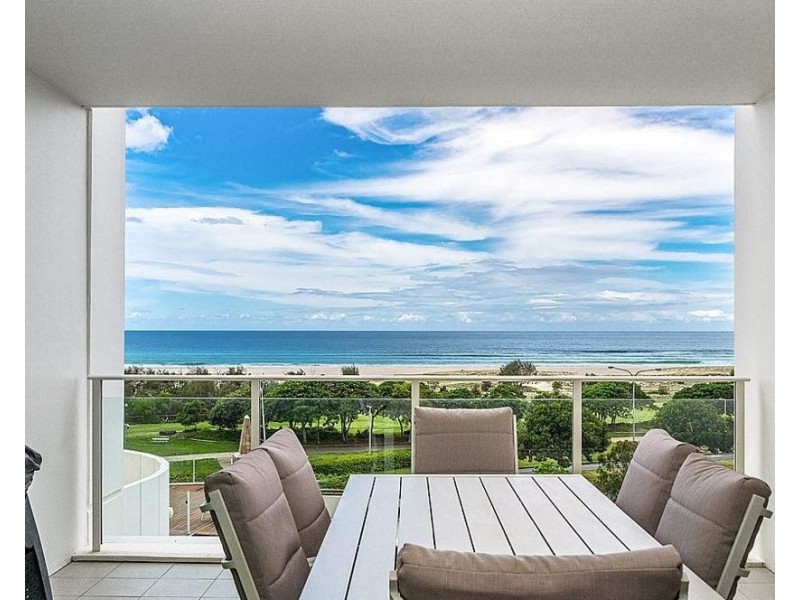 304 2 Creek Street KIRRA SURF APARTMENTS, Coolangatta QLD 4225