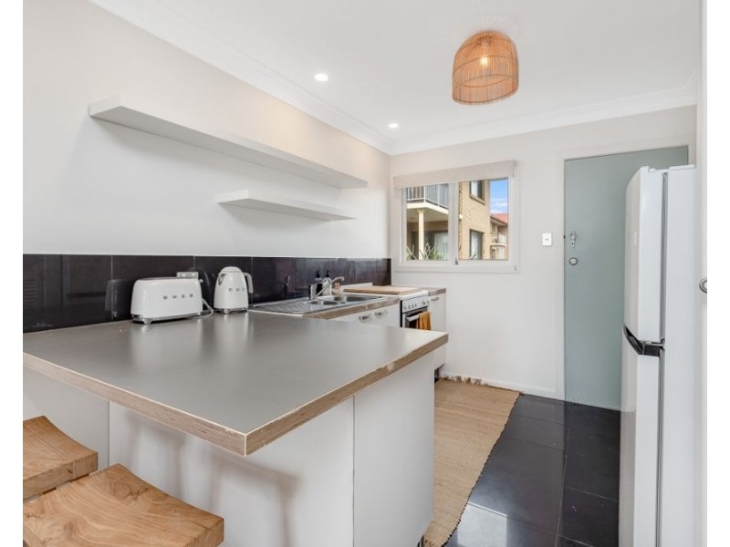 4/4 Johnston Street, Bilinga QLD 4225