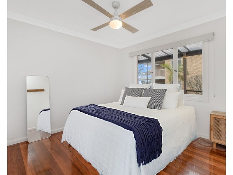 4/4 Johnston Street, Bilinga QLD 4225