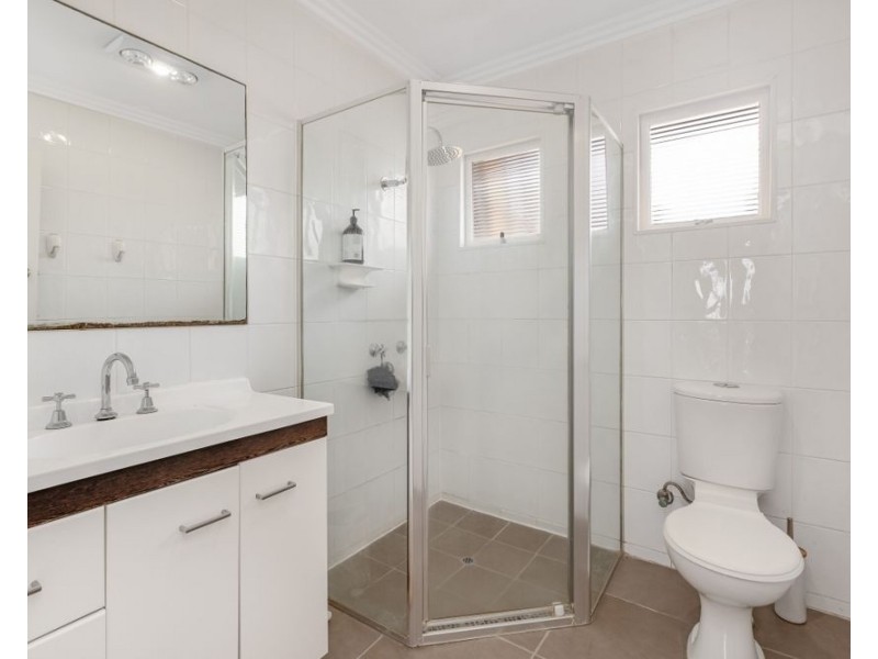 4/4 Johnston Street, Bilinga QLD 4225