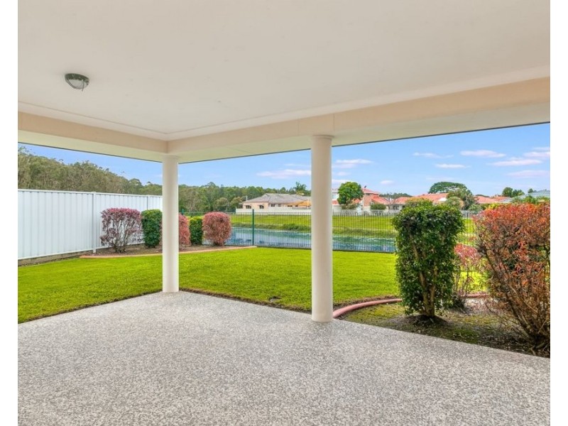 50 Riversdale Blvd, Banora Point NSW 2486
