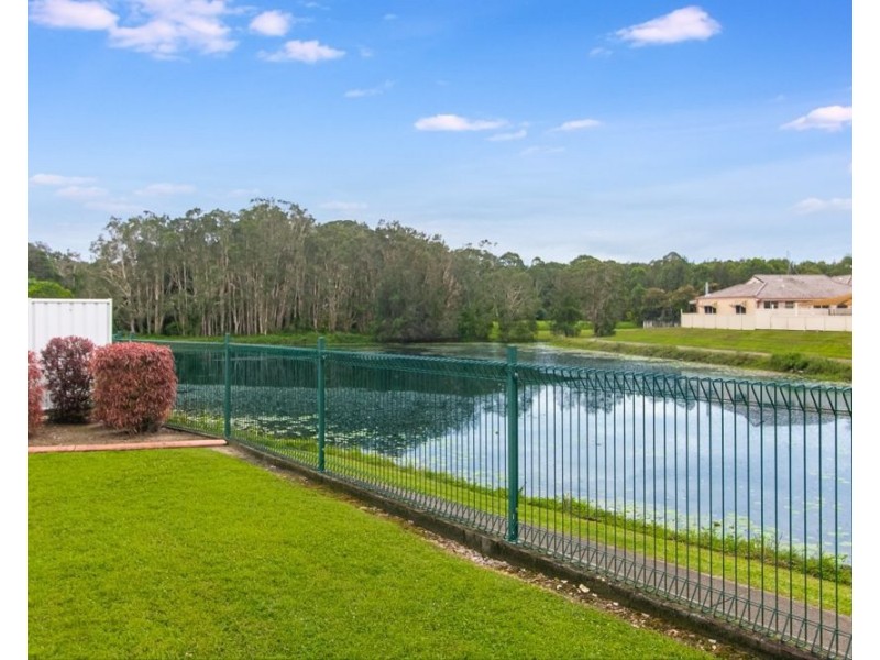 50 Riversdale Blvd, Banora Point NSW 2486