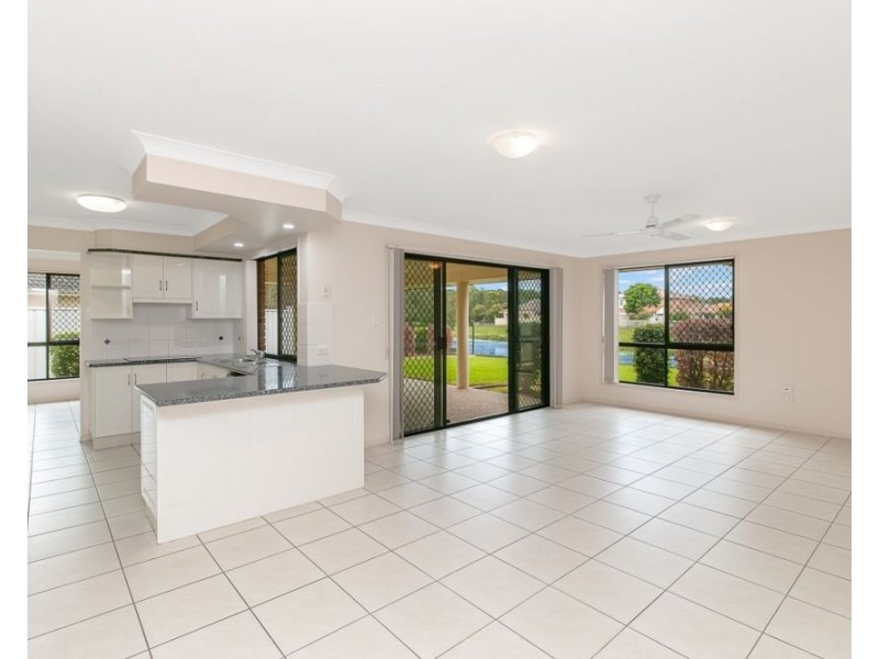 50 Riversdale Blvd, Banora Point NSW 2486
