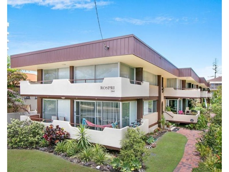 8/144 Pacific Parade, Bilinga QLD 4225