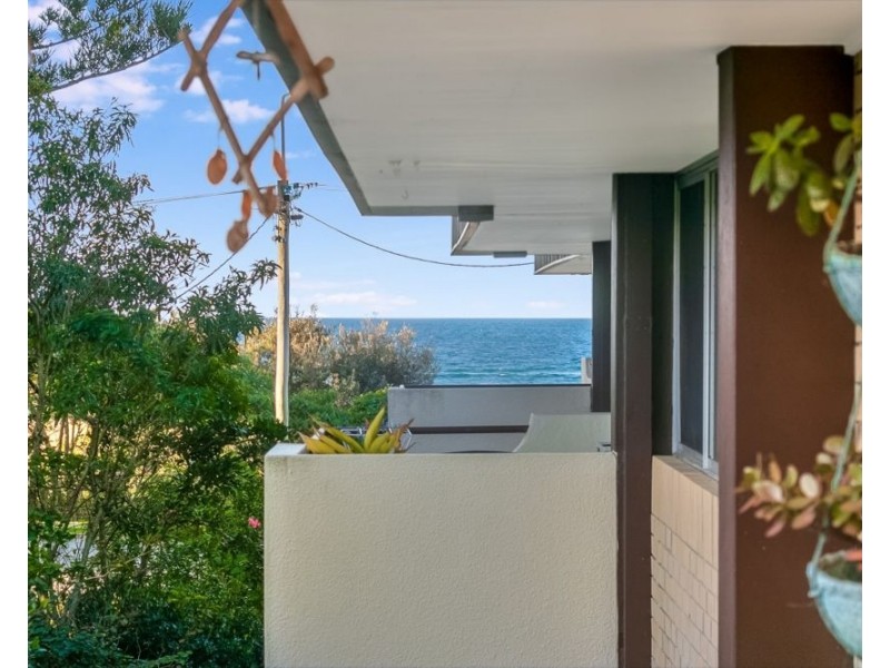 8/144 Pacific Parade, Bilinga QLD 4225