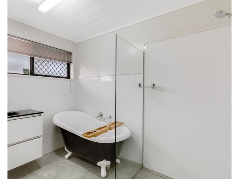 55 Jacaranda Ave, Tweed Heads NSW 2485