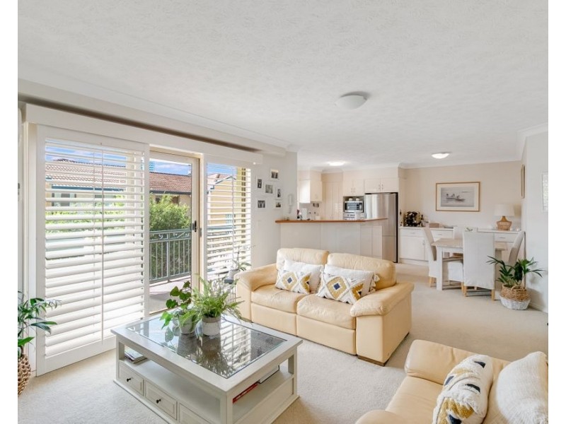 6/40-42 Dutton Street, Coolangatta QLD 4225