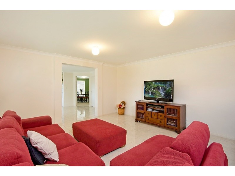 28 Botanical Circuit, Banora Point NSW 2486