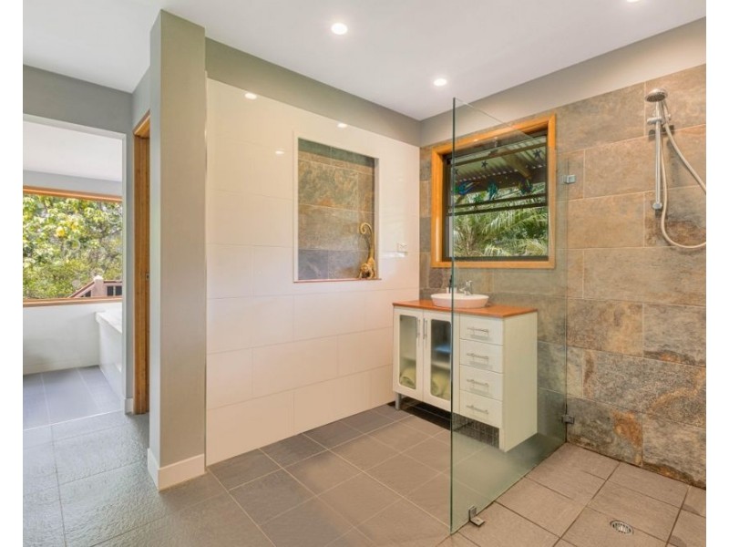 30 Green Valley Way, Piggabeen NSW 2486
