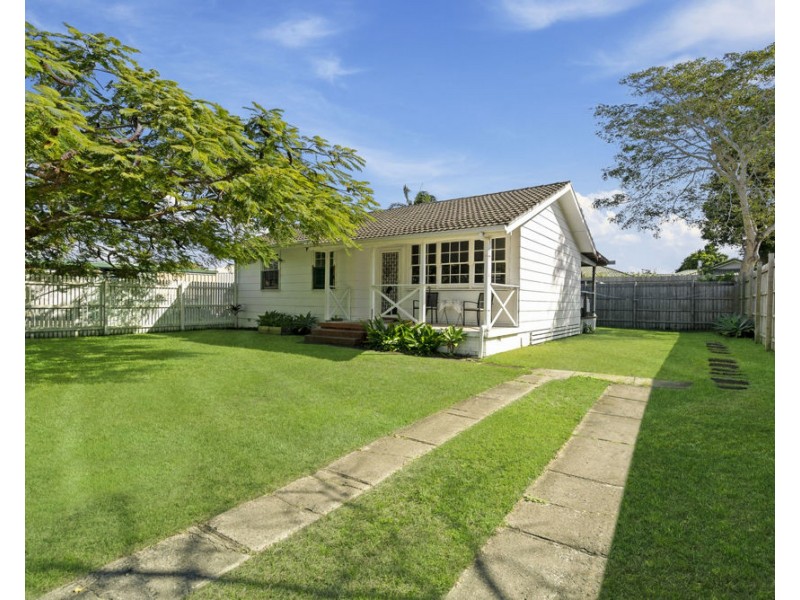 9 Oxley Street, Tweed Heads South NSW 2486