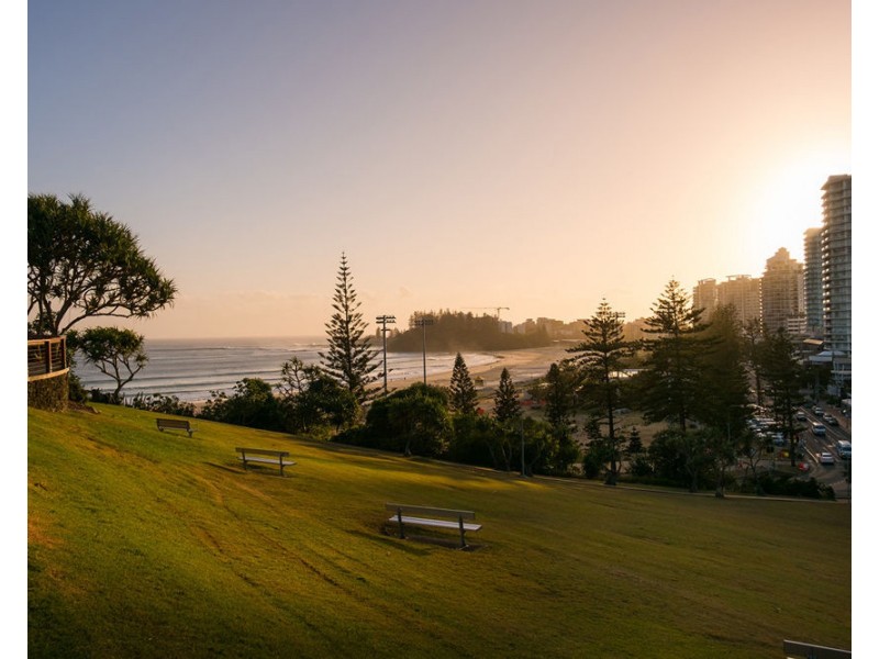 40 Marine Parade, Coolangatta QLD 4225