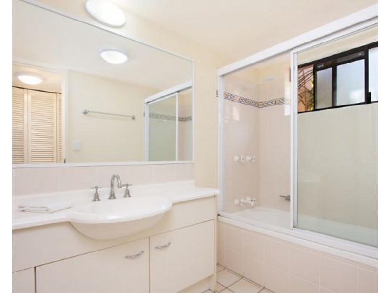 21/5 Hill Street, Coolangatta QLD 4225