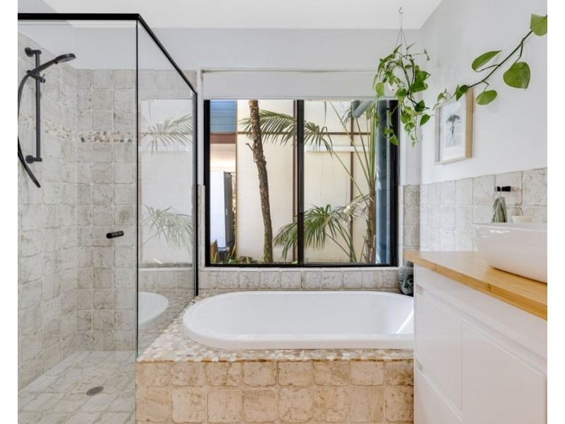 8 Camphor Laurel Road, Cobaki NSW 2486