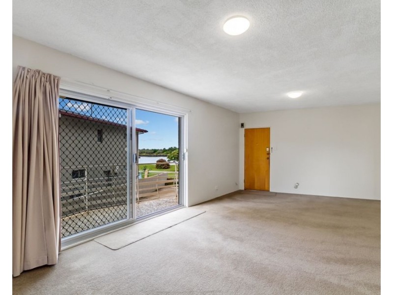 2/12 Endeavour Parade, Tweed Heads NSW 2485