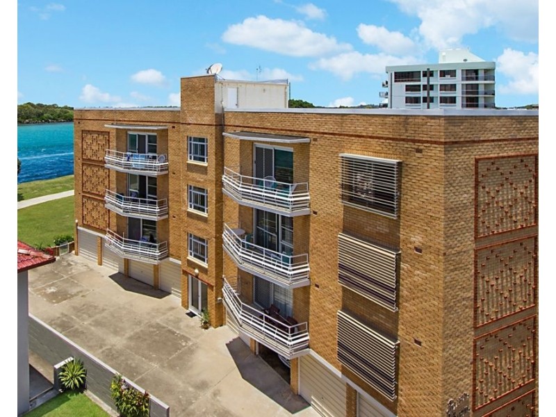 2/12 Endeavour Parade, Tweed Heads NSW 2485