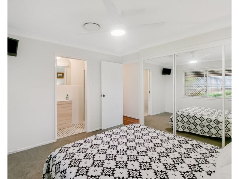 5 Pioneer Parade, Banora Point NSW 2486