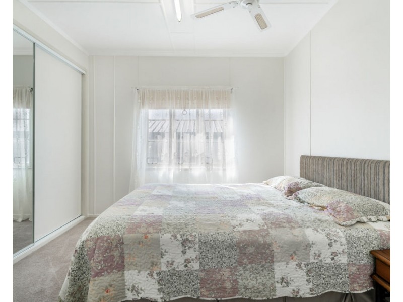 15 James Road, Tweed Heads South NSW 2486