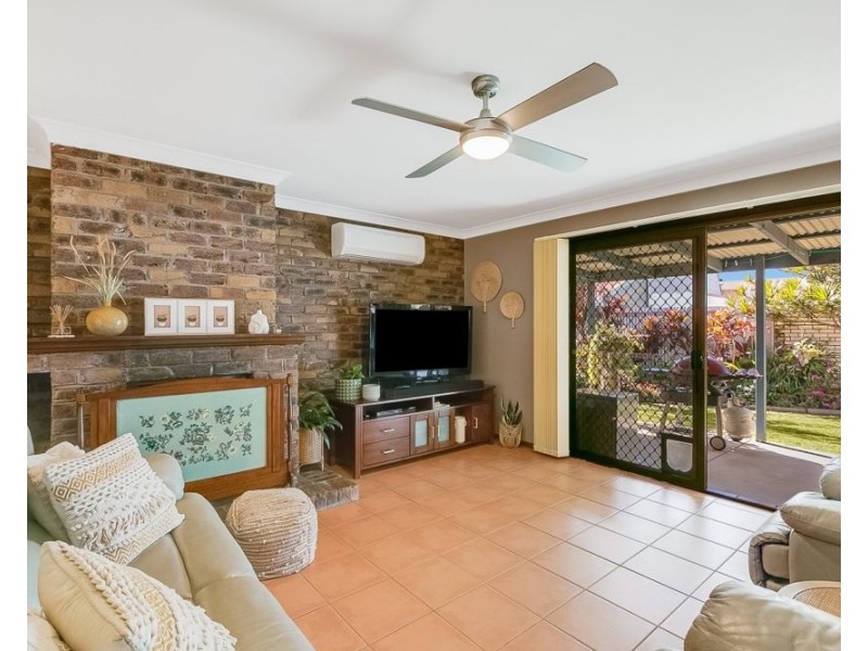 12 Blundell Boulevard, Tweed Heads South NSW 2486