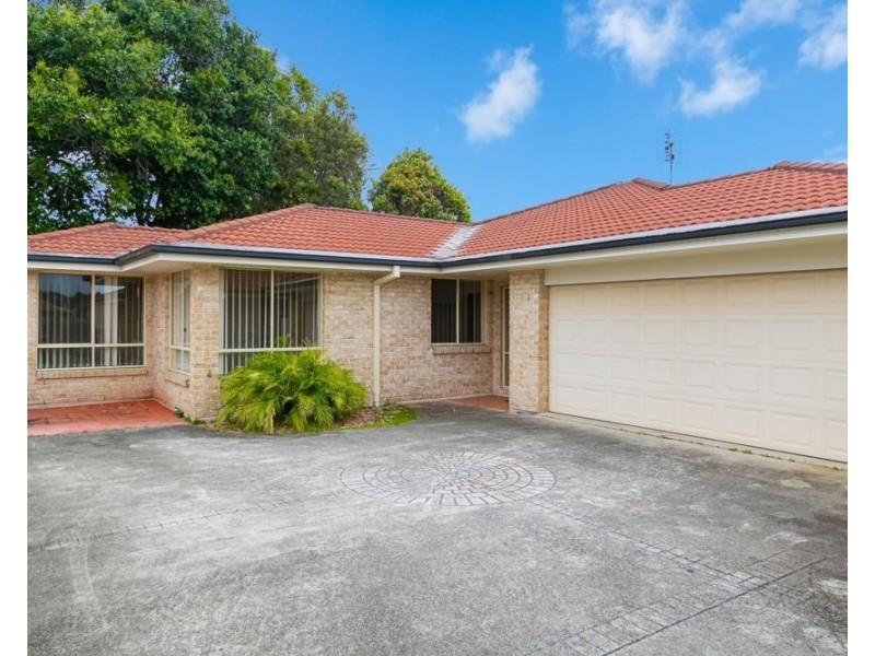 2/5 Covent Gardens Way, Banora Point NSW 2486