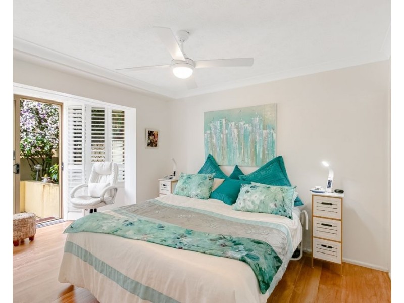 3/40-42 Dutton Street, Coolangatta QLD 4225