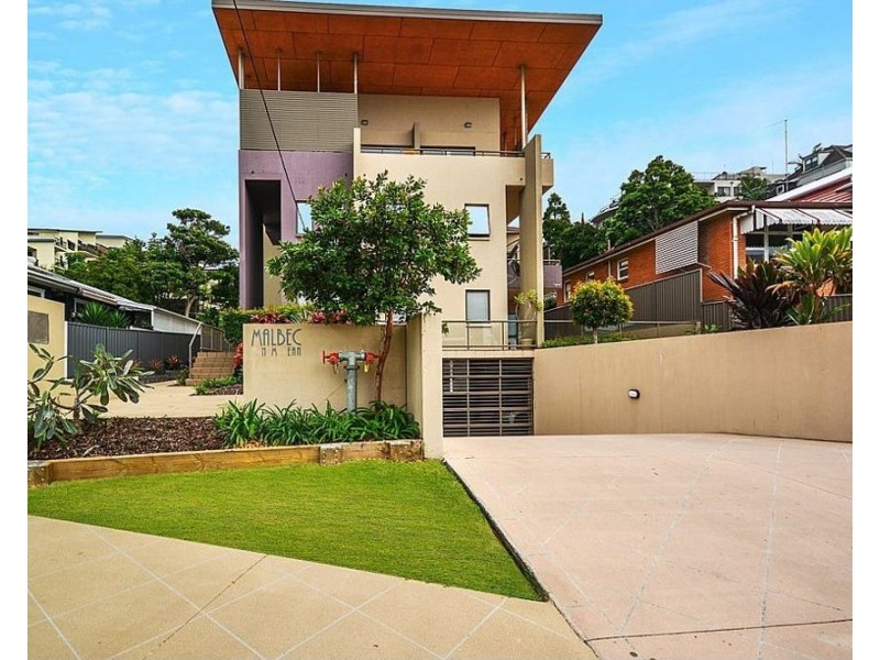 8/77 McLean Street, Coolangatta QLD 4225