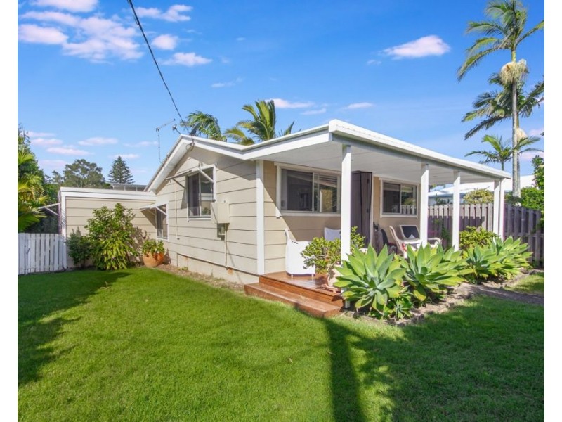 22 Main Road, Fingal Head NSW 2487