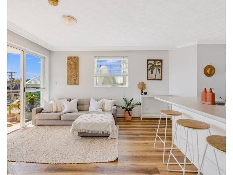 210/1483-1489 Gold Coast Highway, Palm Beach QLD 4221