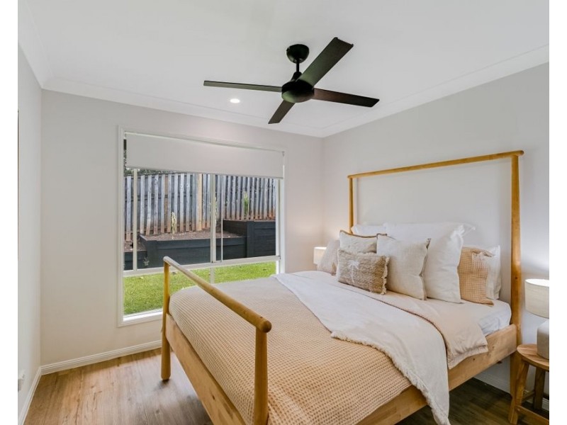 6 Elfin Street, Robina QLD 4226