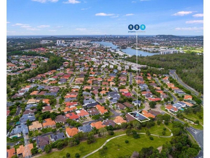 6 Elfin Street, Robina QLD 4226