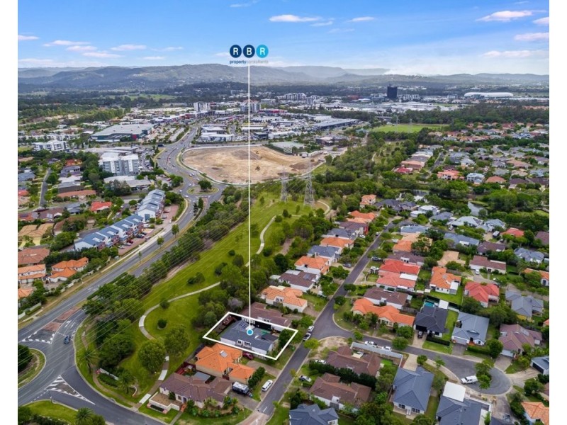 6 Elfin Street, Robina QLD 4226