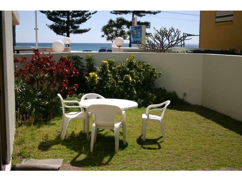 Rainbow Bay QLD 4225