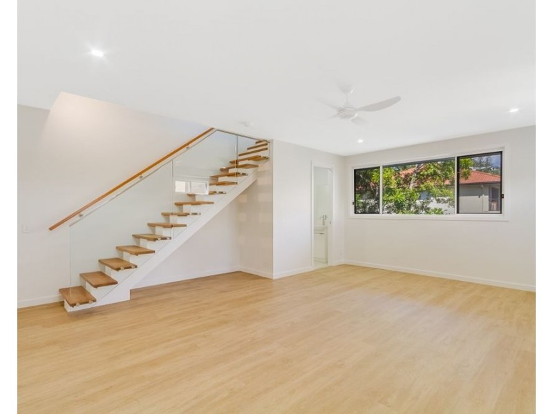 9/51 Dixon Street, Coolangatta QLD 4225