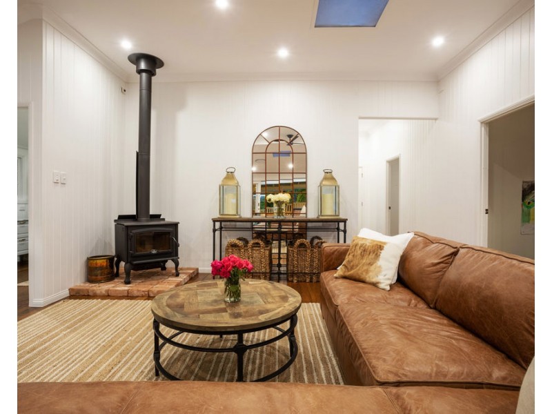 11 Chinderah Bay Drive, Chinderah NSW 2487