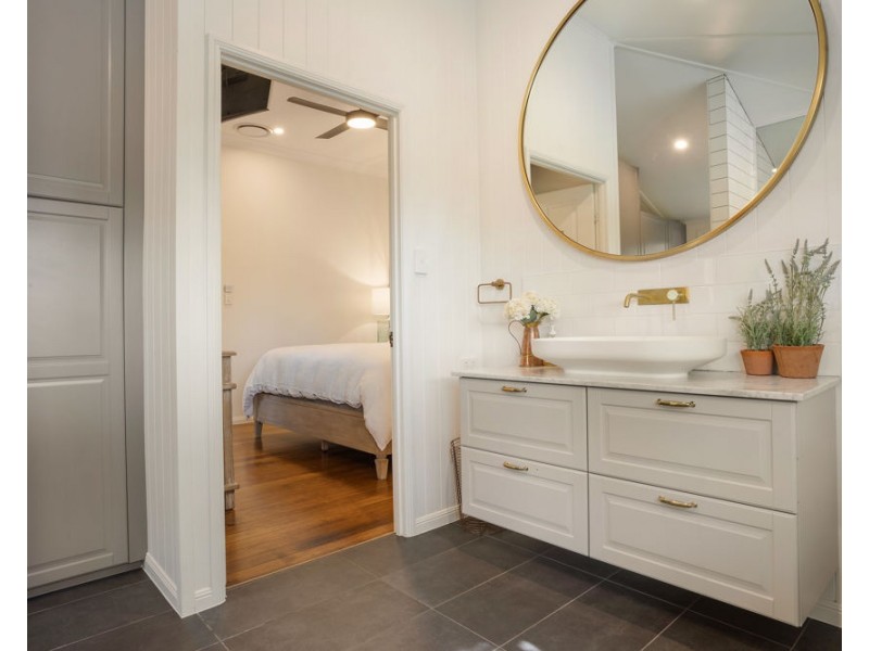 11 Chinderah Bay Drive, Chinderah NSW 2487