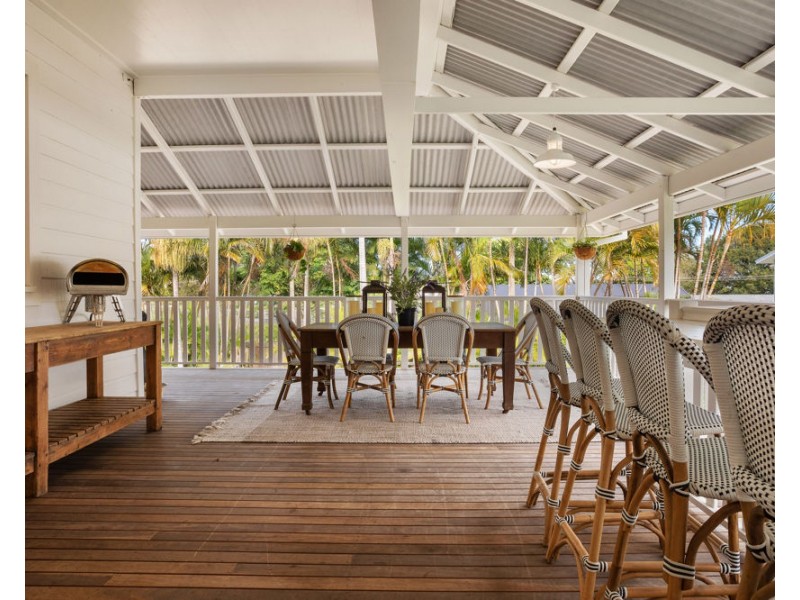 11 Chinderah Bay Drive, Chinderah NSW 2487