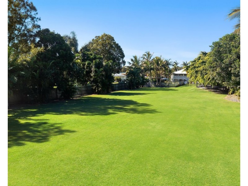 11 Chinderah Bay Drive, Chinderah NSW 2487