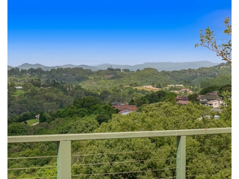 9 Broadwater Esplanade, Bilambil Heights NSW 2486