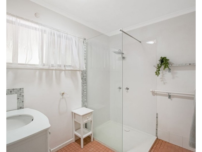9 Broadwater Esplanade, Bilambil Heights NSW 2486