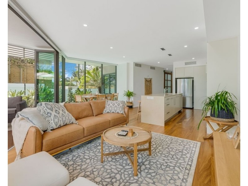 102/46 Pacific Parade, Bilinga QLD 4225