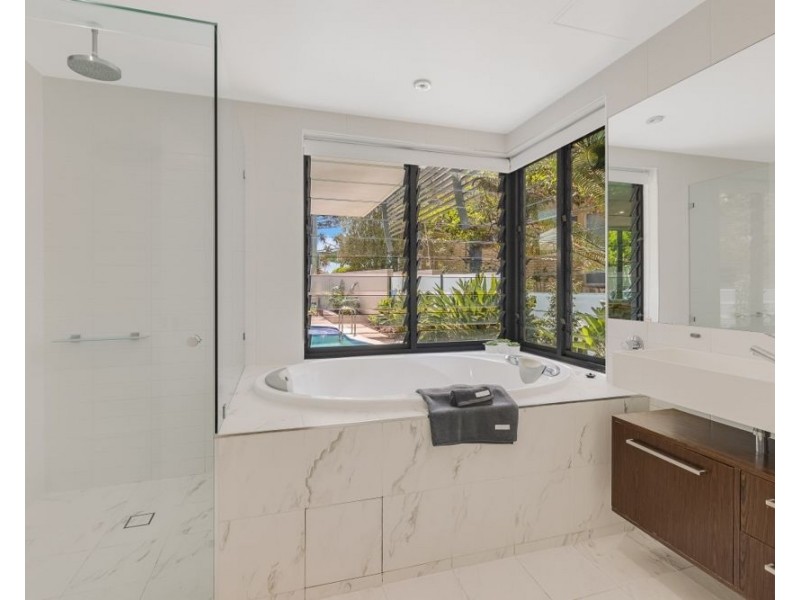 102/46 Pacific Parade, Bilinga QLD 4225