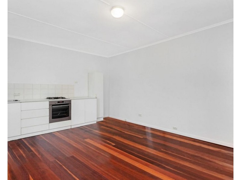 7/6 Lord Street, Coolangatta QLD 4225