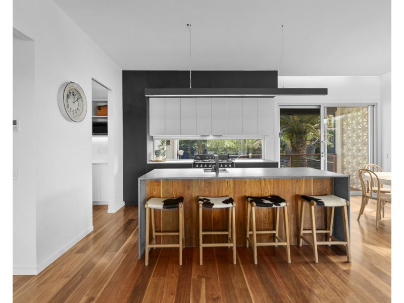 17 Wommin Lake Cres, Fingal Head NSW 2487