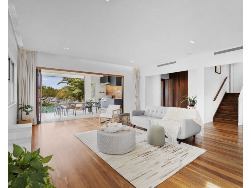 17 Wommin Lake Cres, Fingal Head NSW 2487