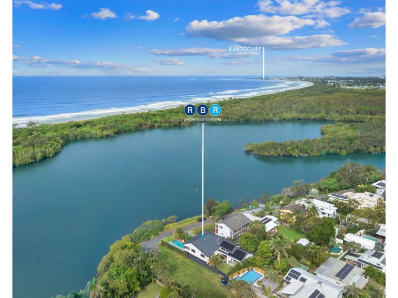 17 Wommin Lake Cres, Fingal Head NSW 2487