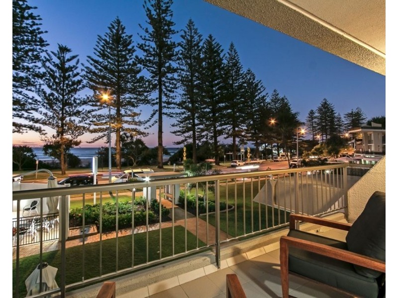 4/190 Marine Parade, Rainbow Bay QLD 4225