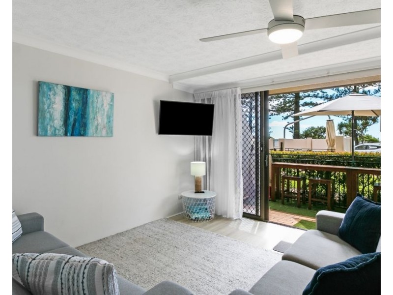 4/190 Marine Parade, Rainbow Bay QLD 4225
