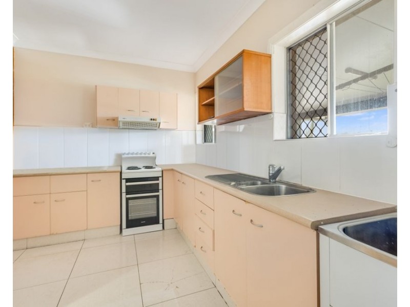 27 Dixon Street, Coolangatta QLD 4225